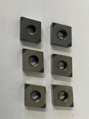Công cụ Turning Cubic Boron Nitride Tool Chèn ổn định nhiệt Tùy chỉnh