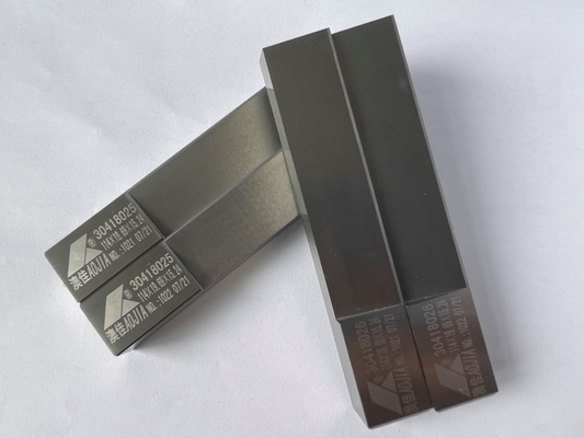 Dụng cụ cắt cacbua rắn tùy chỉnh K20 - K30 114 × 19,69 × 15,24