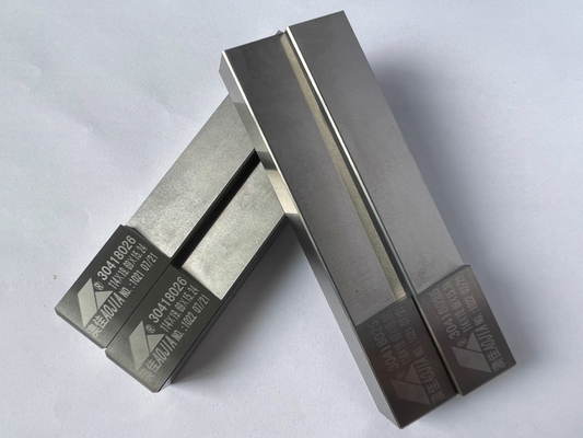 Dụng cụ cắt cacbua rắn tùy chỉnh K20 - K30 114 × 19,69 × 15,24